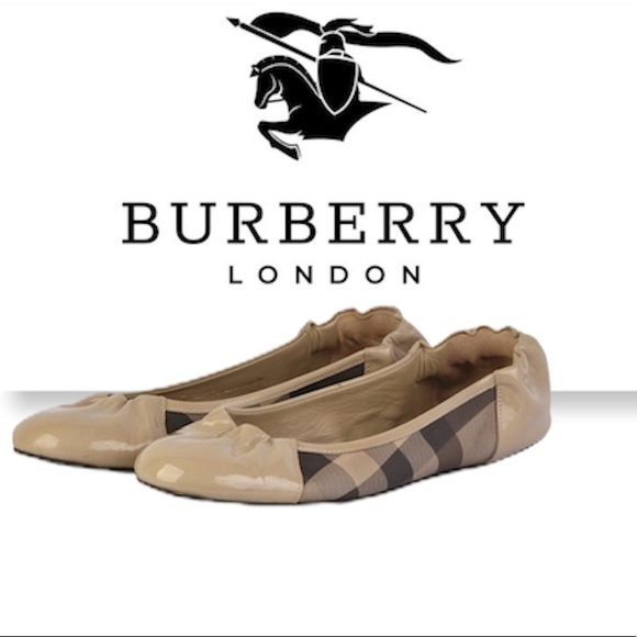 Burberry Shoes - Burberry Nova Check ballet shoes w/box